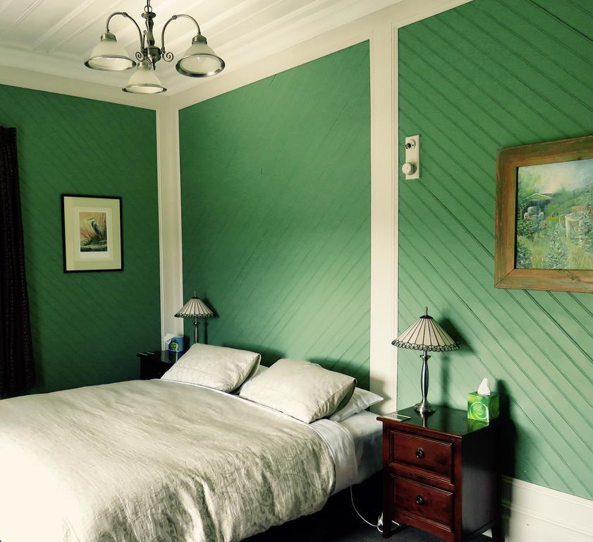 Shady Rest Bed & Breakfast Bed & Breakfast Takaka Room photo