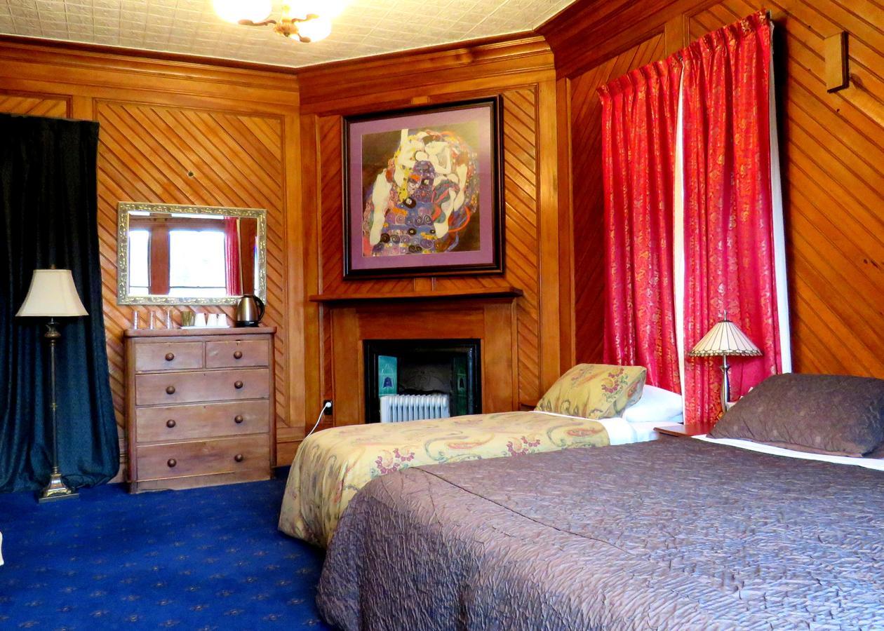 Shady Rest Bed & Breakfast Bed & Breakfast Takaka Room photo